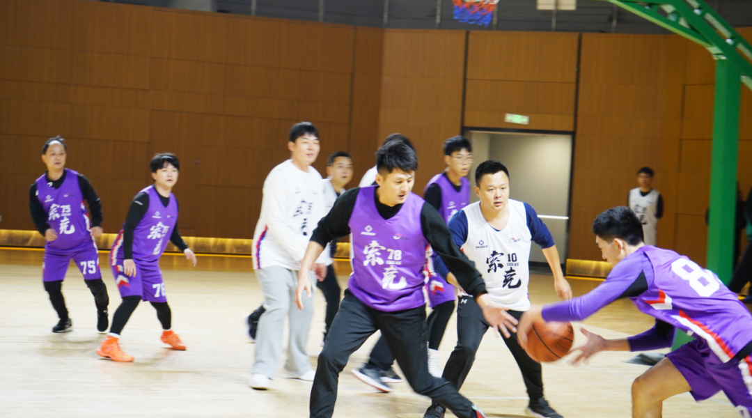 除雪破冰，护航出行-大雪过后的世俱杯(中国物业人